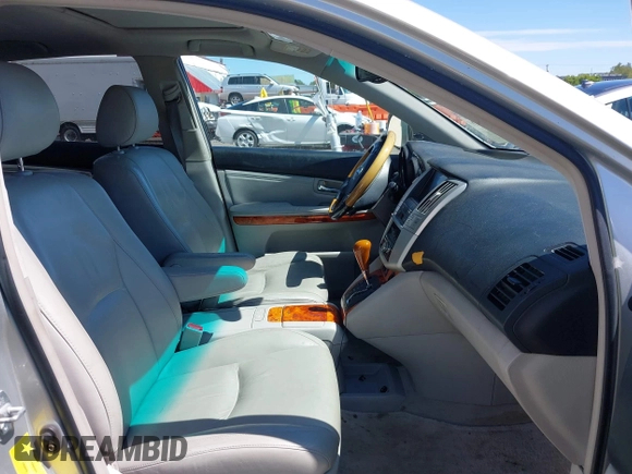2006 Lexus RX 330 with VIN 2T2GA31U16C045926, listed as a IAAI auction lot 42063557 with 208,334 mi miles. Bid and sale history available at carsss.com. Image 5.