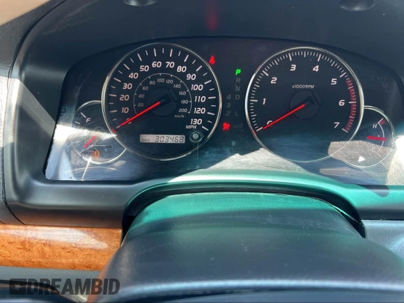 2004 Lexus GX 470 z VIN JTJBT20X940060144, wystawiony jako IAAI lot #42494318 z przebiegiem 303 468 mil mil oraz . Historia ofert i sprzedaży dostępna na DreamBid. Obrazek 7.