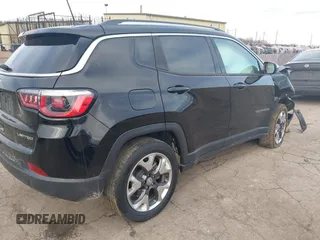 2020 Jeep Compass Limited with VIN 3C4NJDCB6LT164075, listed as a IAAI auction lot 41505470 with 47,196 mi miles and . Bid and sale history available at DreamBid. Image 4.