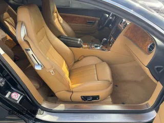 2005 Bentley Continental GT GT z VIN SCBCR63WX5C026197, wystawiony jako Copart lot #43343625 z przebiegiem 90 440 mil mil oraz Czysty tytuł • Clean title. Historia ofert i sprzedaży dostępna na DreamBid. Obrazek 7.
