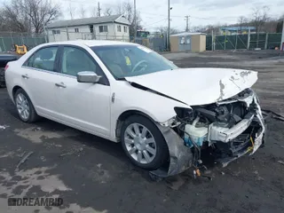 2011 Lincoln MKZ with VIN 3LNHL2GC2BR765716, listed as a IAAI auction lot 41620459 with 122,349 mi miles. Bid and sale history available at carsss.com. Image 1.