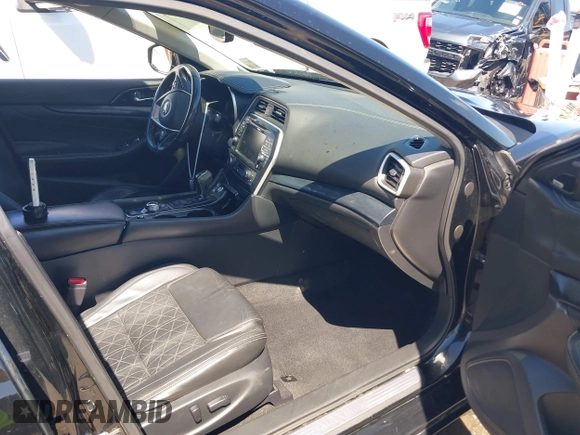 2020 Nissan Maxima Platinum with VIN 1N4AA6FV6LC385046, listed as a IAAI auction lot 41784021 with 82,440 mi miles and . Bid and sale history available at DreamBid. Image 5.
