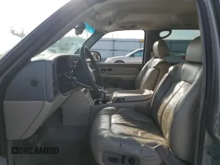 2002 Chevrolet Suburban Z71 с VIN 3GNFK16Z42G220151, выставлен на аукционе Copart как лот 44304335 с пробегом 223 194 миль миль и Списание • Salvage title. История ставок и продаж доступна на DreamBid. Изображение 7.