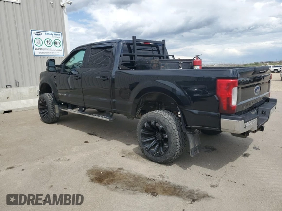 2017 Ford F-350 Platinum z VIN 1FT8W3BT7HEE76562, wystawiony jako Copart lot #60219675 z przebiegiem 333 717 mil mil oraz Czysty tytuł • Clean title. Historia ofert i sprzedaży dostępna na DreamBid. Obrazek 2.