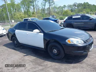 2012 Chevrolet Impala Police Police with VIN 2G1WD5E31C1161764, listed as a IAAI auction lot 41918458 with 88,066 mi miles. Bid and sale history available at carsss.com. Image 1.
