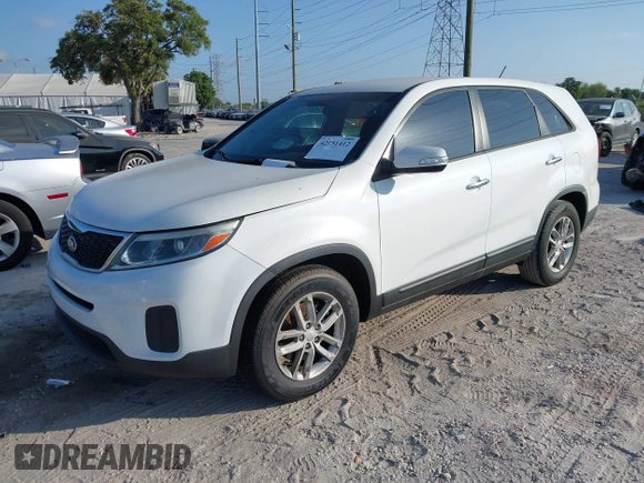 2015 Kia Sorento LX with VIN 5XYKT3A69FG575172, listed as a IAAI auction lot 42151412 with 161,823 mi miles and . Bid and sale history available at carsss.com. Image 17.