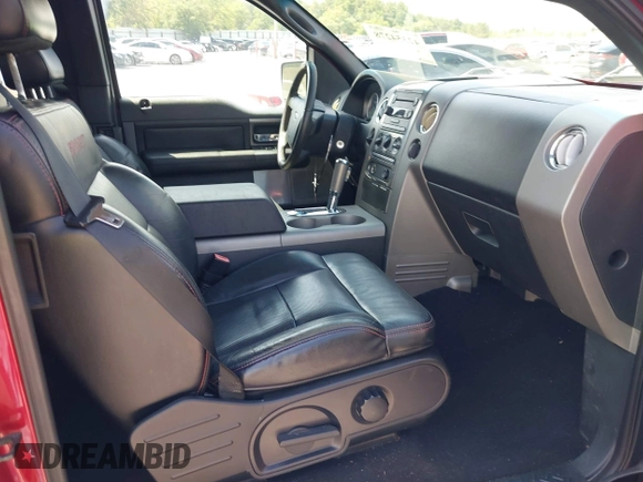 2007 Ford F-150 XL z VIN 1FTPX12V37NA85082, wystawiony jako IAAI lot #42354278 z przebiegiem 224 236 mil mil oraz . Historia ofert i sprzedaży dostępna na DreamBid. Obrazek 5.