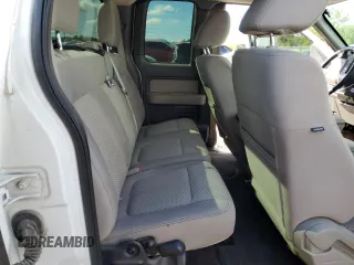 2010 Ford F-150 XL z VIN 1FTEX1E83AFB78831, wystawiony jako Copart lot #57885125 z przebiegiem 370 157 mil mil oraz Czysty tytuł • Clean title. Historia ofert i sprzedaży dostępna na DreamBid. Obrazek 10.