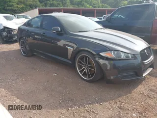 2015 Jaguar XF Portfolio z VIN SAJWA0F74F8U76324, wystawiony jako IAAI lot #42425792 z przebiegiem 136 995 mil mil oraz . Historia ofert i sprzedaży dostępna na DreamBid. Obrazek 1.
