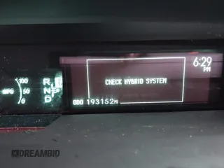 2010 Toyota Prius II z VIN JTDKN3DUXA0240246, wystawiony jako IAAI lot #42316336 z przebiegiem 193 152 mil mil oraz . Historia ofert i sprzedaży dostępna na DreamBid. Obrazek 7.