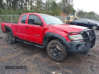 2007 Toyota Tacoma PreRunner with VIN 5TETU62N87Z411038, listed as a IAAI auction lot 41851587 with 263,024 mi miles. Bid and sale history available at carsss.com. Image 1.