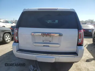 2016 GMC Yukon XL Denali with VIN 1GKS2HKJ5GR225936, listed as a Copart auction lot 49353985 with 207,658 mi miles and Salvage Title. Bid and sale history available at DreamBid. Image 6.