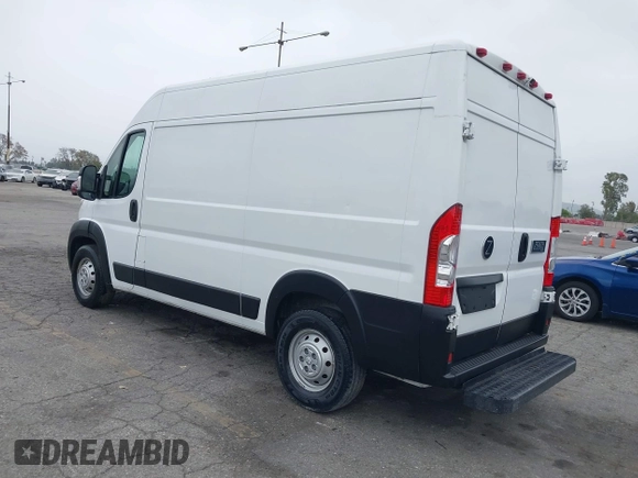 2015 Ram ProMaster Cargo with VIN 3C6TRVCG2FE503156, listed as a IAAI auction lot 42081368 with 19,334 mi miles and . Bid and sale history available at DreamBid. Image 3.