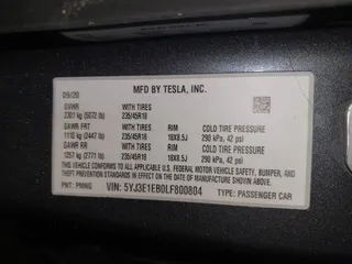2020 Tesla Model 3 Long Range z VIN 5YJ3E1EB0LF800804, wystawiony jako IAAI lot #42137223 z przebiegiem 52 482 mil mil oraz . Historia ofert i sprzedaży dostępna na DreamBid. Obrazek 9.