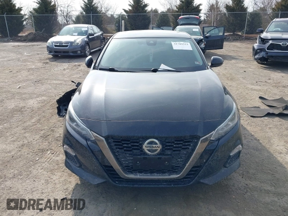 2021 Nissan Altima SR with VIN 1N4BL4CV1MN300563, listed as a IAAI auction lot 41709522 with 92,265 mi miles and . Bid and sale history available at carsss.com. Image 11.