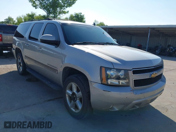 2007 Chevrolet Suburban LTZ z VIN 3GNFC16J57G103628, wystawiony jako IAAI lot #42373026 z przebiegiem 293 570 mil mil oraz . Historia ofert i sprzedaży dostępna na DreamBid. Obrazek 1.