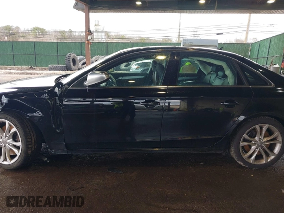 2014 Audi S4 Premium Plus with VIN WAUDGAFL8EA119191, listed as a IAAI auction lot 41697393 with 157,166 mi miles. Bid and sale history available at carsss.com. Image 15.