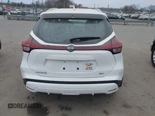2022 Nissan Kicks SV with VIN 3N1CP5CV7NL493279, listed as a IAAI auction lot 41692610 with 34,245 mi miles. Bid and sale history available at carsss.com. Image 16.