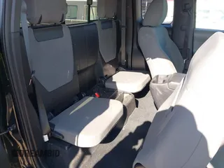 2020 Toyota Tacoma SR z VIN 3TYRZ5CN7LT000455, wystawiony jako IAAI lot #42313072 z przebiegiem 43 815 mil mil oraz . Historia ofert i sprzedaży dostępna na DreamBid. Obrazek 8.