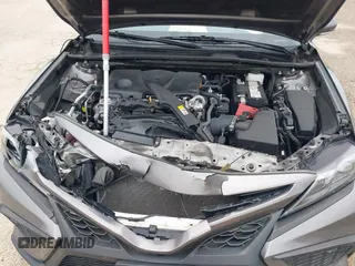 2023 Toyota Camry SE z VIN 4T1G11AK2PU088324, wystawiony jako IAAI lot #42173302 z przebiegiem 72 239 mil mil oraz . Historia ofert i sprzedaży dostępna na DreamBid. Obrazek 10.