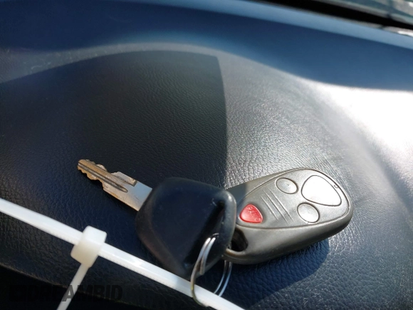 2006 Acura TSX с VIN JH4CL96826C013439, выставлен на аукционе IAAI как лот 42440712 с пробегом 174 504 миль миль и . История ставок и продаж доступна на DreamBid. Изображение 11.