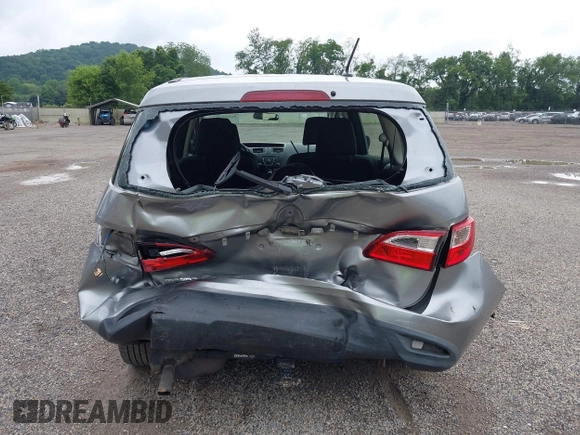 2014 Mazda 5 Sport z VIN JM1CW2BL5E0172594, wystawiony jako IAAI lot #42628707 z przebiegiem 180 369 mil mil oraz . Historia ofert i sprzedaży dostępna na DreamBid. Obrazek 6.