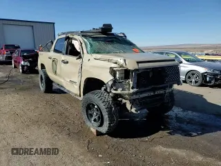 2018 Toyota Tundra SR5 z VIN 5TFDW5F11JX771458, wystawiony jako Copart lot #49687745 z przebiegiem 129 964 mil mil oraz Szkoda całkowita • Salvage title. Historia ofert i sprzedaży dostępna na DreamBid. Obrazek 10.