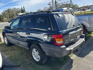 2004 Jeep Grand Cherokee Laredo with VIN 1J4GX48N24C436753, listed as a Copart auction lot 88142905 with 114,022 mi miles and Clean Title. Bid and sale history available at carsss.com. Image 3.