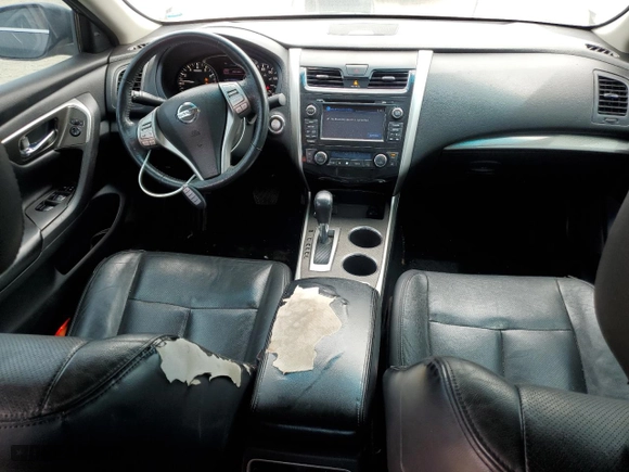 2015 Nissan Altima 2.5 S with VIN 1N4AL3AP6FN888683, listed as a Copart auction lot 53245425 with 216,189 mi miles and Clean Title. Bid and sale history available at carsss.com. Image 8.