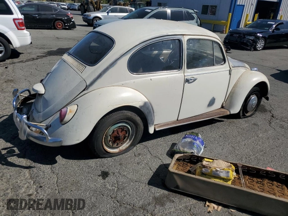 1967 Volkswagen Beetle with VIN 117164209, listed as a Copart auction lot 61490405 with 47,538 mi miles and Clean title. Bid and sale history available at DreamBid. Image 3.