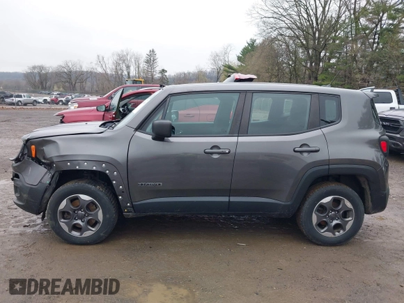 2016 Jeep Renegade Sport with VIN ZACCJBATXGPC85695, listed as a IAAI auction lot 42010070 with 131,839 mi miles. Bid and sale history available at carsss.com. Image 14.