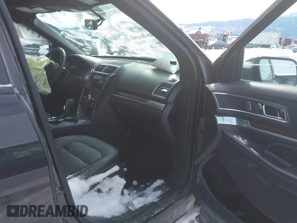 2019 Ford Explorer Limited z VIN 1FM5K8F89KGB48424, wystawiony jako IAAI lot #41544964 z przebiegiem 96 523 mil mil oraz . Historia ofert i sprzedaży dostępna na DreamBid. Obrazek 5.