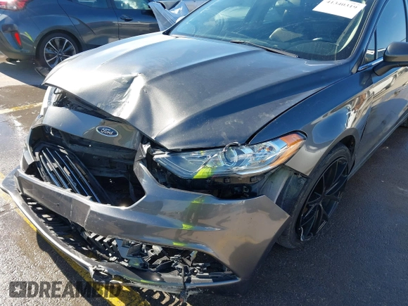 2018 Ford Fusion SE z VIN 3FA6P0H70JR191384, wystawiony jako IAAI lot #41340319 z przebiegiem 89 581 mil mil oraz . Historia ofert i sprzedaży dostępna na DreamBid. Obrazek 18.