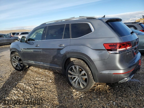 2021 Volkswagen Atlas SEL Premium R-Line with VIN 1V2FR2CAXMC504266, listed as a Copart auction lot 83376524 with 65,375 mi miles and Salvage title. Bid and sale history available at DreamBid. Image 2.