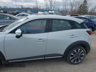 2019 Mazda CX-3 Grand Touring with VIN JM1DKFD74K0450470, listed as a IAAI auction lot 41907856 with 52,625 mi miles. Bid and sale history available at carsss.com. Image 14.