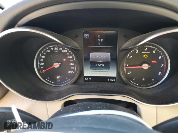 2018 Mercedes-Benz GLC 300 with VIN WDC0G4JB4JV038963, listed as a Copart auction lot 59706815 with 31,404 mi miles and Non repairable. Bid and sale history available at DreamBid. Image 9.