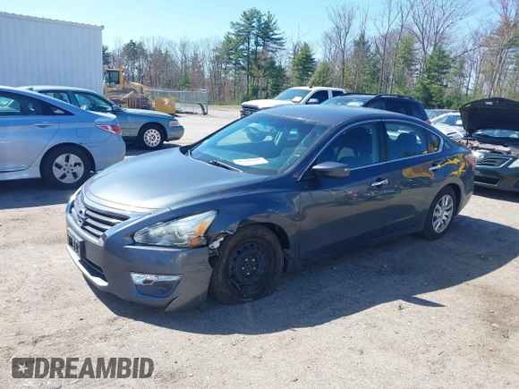2013 Nissan Altima S with VIN 1N4AL3AP5DC264253, listed as a IAAI auction lot 42126648 with 189,122 mi miles and . Bid and sale history available at carsss.com. Image 2.