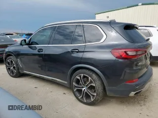 2021 BMW X5 xDrive40i with VIN 5UXCR6C0XM9D81103, listed as a Copart auction lot 54363525 with 95,870 mi miles and Salvage title. Bid and sale history available at DreamBid. Image 2.