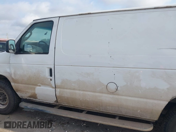 2007 Ford Econoline Cargo with VIN 1FTNS24W17DA81426, listed as a IAAI auction lot 42293734 with 338,101 mi miles and . Bid and sale history available at DreamBid. Image 14.
