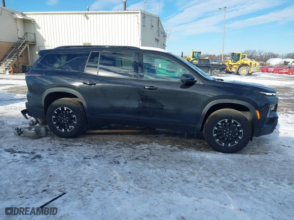 2024 Chevrolet Traverse AWD Z71 with VIN 1GNEVJKS0RJ155142, listed as a IAAI auction lot 41346737 with 15,669 mi miles. Bid and sale history available at carsss.com. Image 13.
