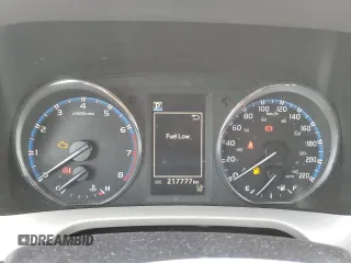 2018 Toyota RAV4 LE with VIN 2T3BFREV9JW754527, listed as a Copart auction lot 48119415 with 217,777 mi miles and Salvage Title. Bid and sale history available at carsss.com. Image 9.