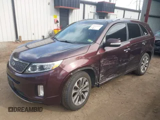 2014 Kia Sorento SX Limited with VIN 5XYKWDA72EG532135, listed as a IAAI auction lot 41452032 with 104,252 mi miles. Bid and sale history available at carsss.com. Image 6.