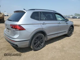 2022 Volkswagen Tiguan SE R-Line Black with VIN 3VV8B7AX5NM138429, listed as a Copart auction lot 59428215 with 21,181 mi miles and Salvage title. Bid and sale history available at DreamBid. Image 3.