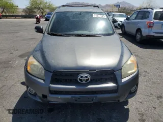 2011 Toyota RAV4 Sport z VIN JTMRK4DV0B5098869, wystawiony jako Copart lot #53277145 z przebiegiem 184 885 mil mil oraz Szkoda całkowita • Salvage title. Historia ofert i sprzedaży dostępna na DreamBid. Obrazek 5.