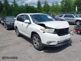 2013 Toyota Highlander Limited with VIN 5TDDK3EH0DS245248, listed as a IAAI auction lot 39505889 with NaN miles. Bid and sale history available at carsss.com. Image 1.