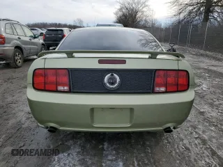 2006 Ford Mustang GT Deluxe z VIN 1ZVFT82H065255386, wystawiony jako Copart lot #44912665 z przebiegiem 114 330 mil mil oraz Szkoda całkowita • Salvage title. Historia ofert i sprzedaży dostępna na DreamBid. Obrazek 6.