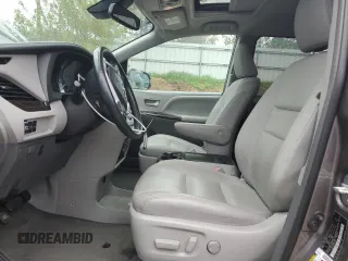 2019 Toyota Sienna XLE with VIN 5TDDZ3DC7KS216084, listed as a Copart auction lot 54866425 with 65,063 mi miles and Clean Title. Bid and sale history available at DreamBid. Image 7.