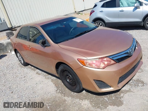 2012 Toyota Camry L with VIN 4T1BF1FKXCU030959, listed as a IAAI auction lot 42022501 with 304,524 mi miles. Bid and sale history available at carsss.com. Image 1.