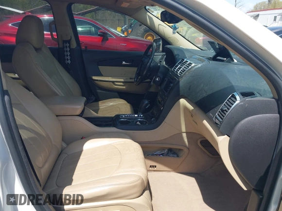 2011 GMC Acadia Denali with VIN 1GKKVTED5BJ329592, listed as a IAAI auction lot 42022700 with 210,336 mi miles. Bid and sale history available at carsss.com. Image 5.
