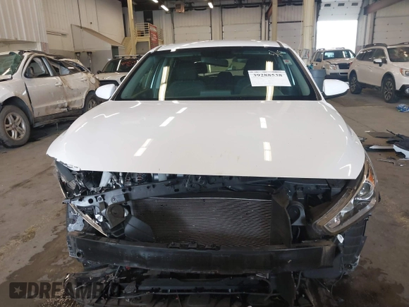 2018 Hyundai Elantra z VIN KMHH35LE0JU029275, wystawiony jako IAAI lot #39288538 z przebiegiem 17 937 mil mil oraz . Historia ofert i sprzedaży dostępna na DreamBid. Obrazek 13.